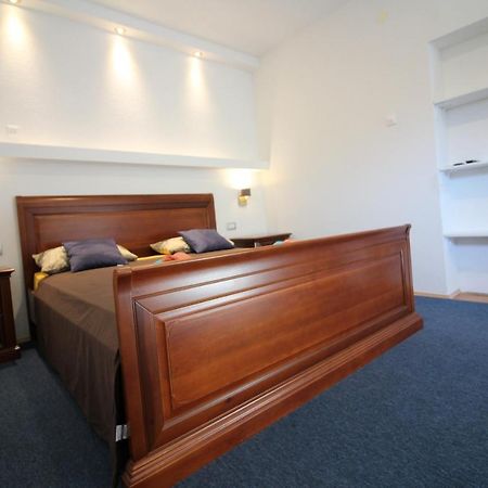 Apartment City Centre Free Parking 1&2 Floor Makarska Esterno foto
